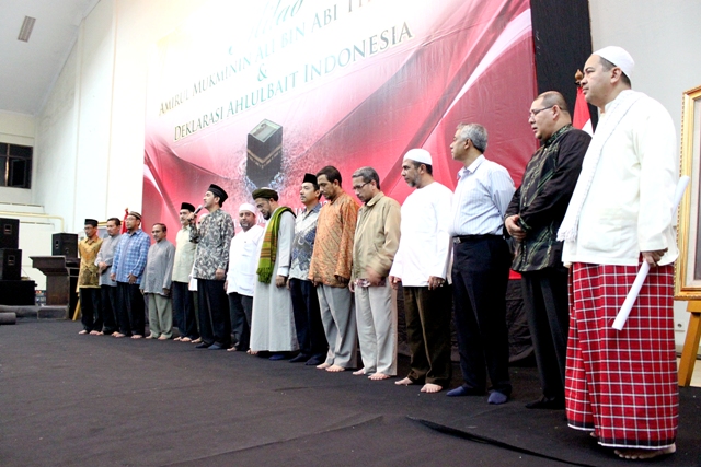 Dewan Syuro, Para Guru & Ustad Memberikan Salam kepada Masyarakat Ahlulbait Indonesia, Foto by Lutfi Jyd