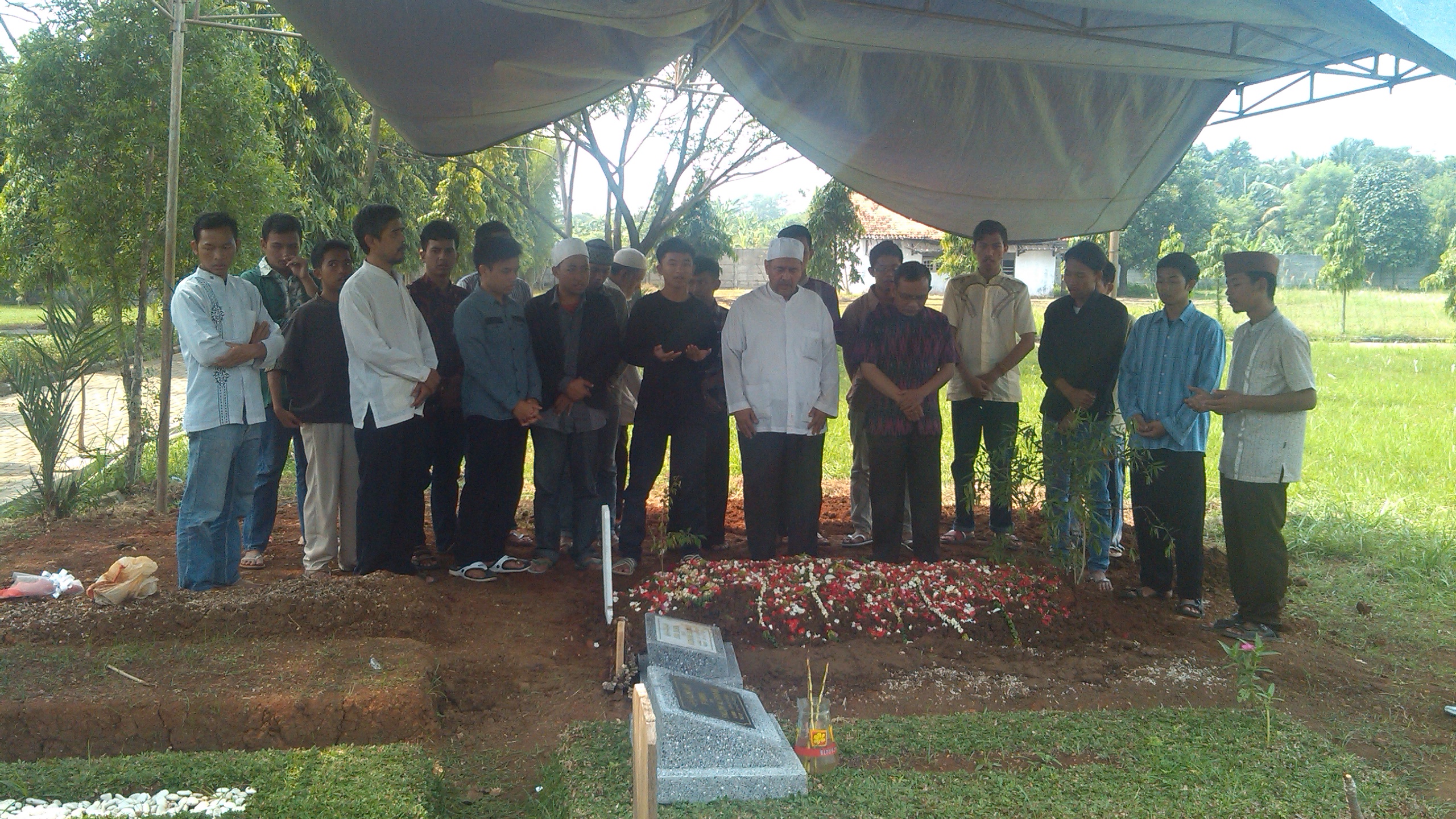 Makam Almarhumah Khadijah Binti Umar Alaydrus