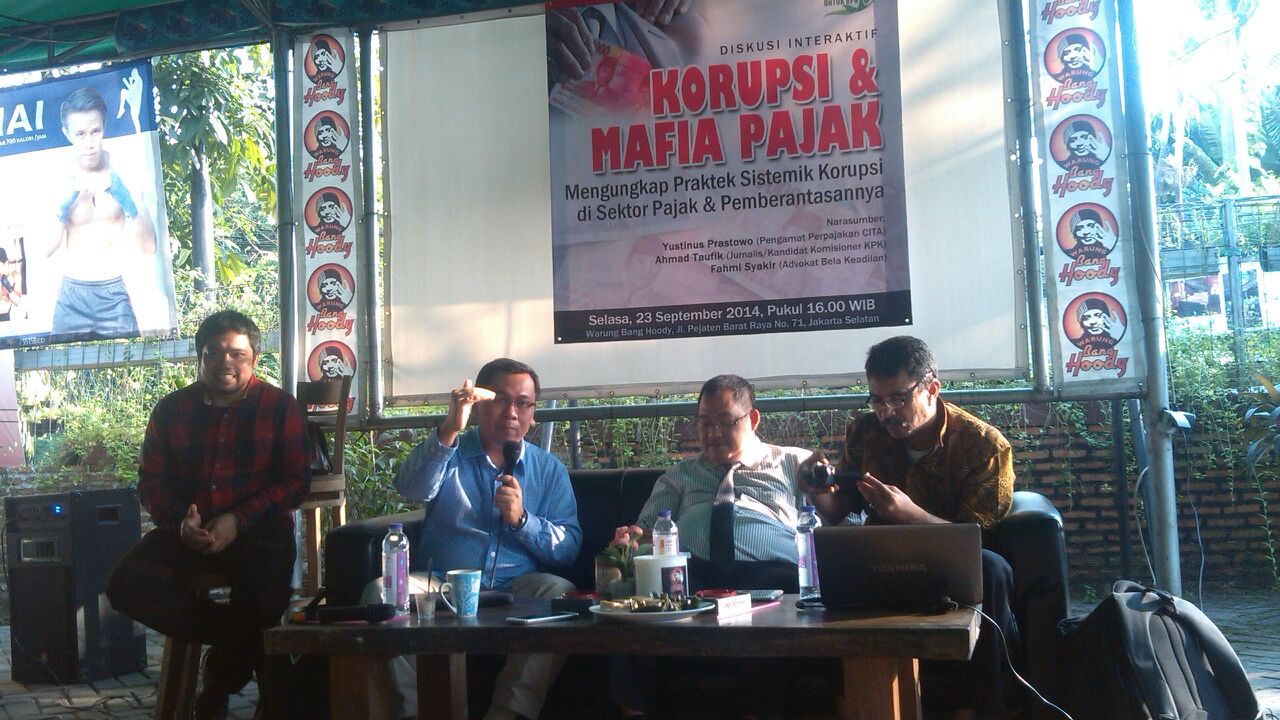 (dr kiri) Mujtahid Hashim, Yustinus Prastowo, Fahmi Syakir, Ahmad Taufik