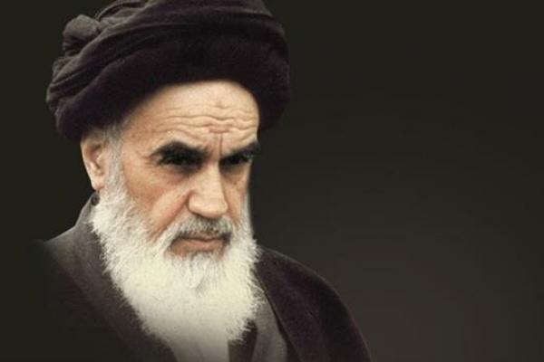 Imam Khomeini Mencintai Perdamaian