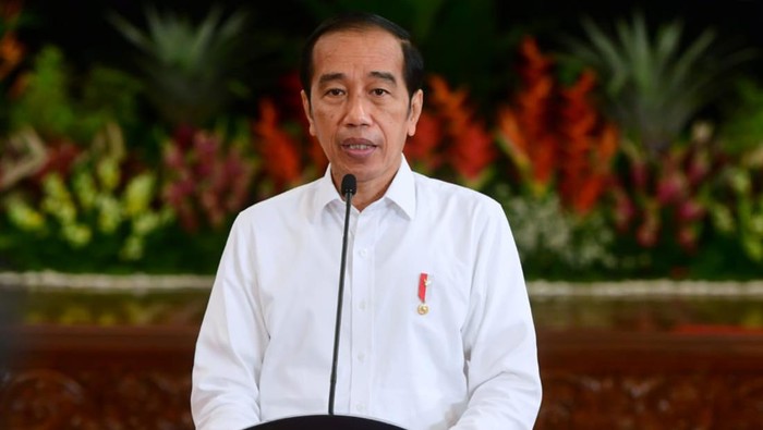 Kepada Anggota dan Keluarga TNI-Polri, Jokowi: Jangan Undang Penceramah Radikal