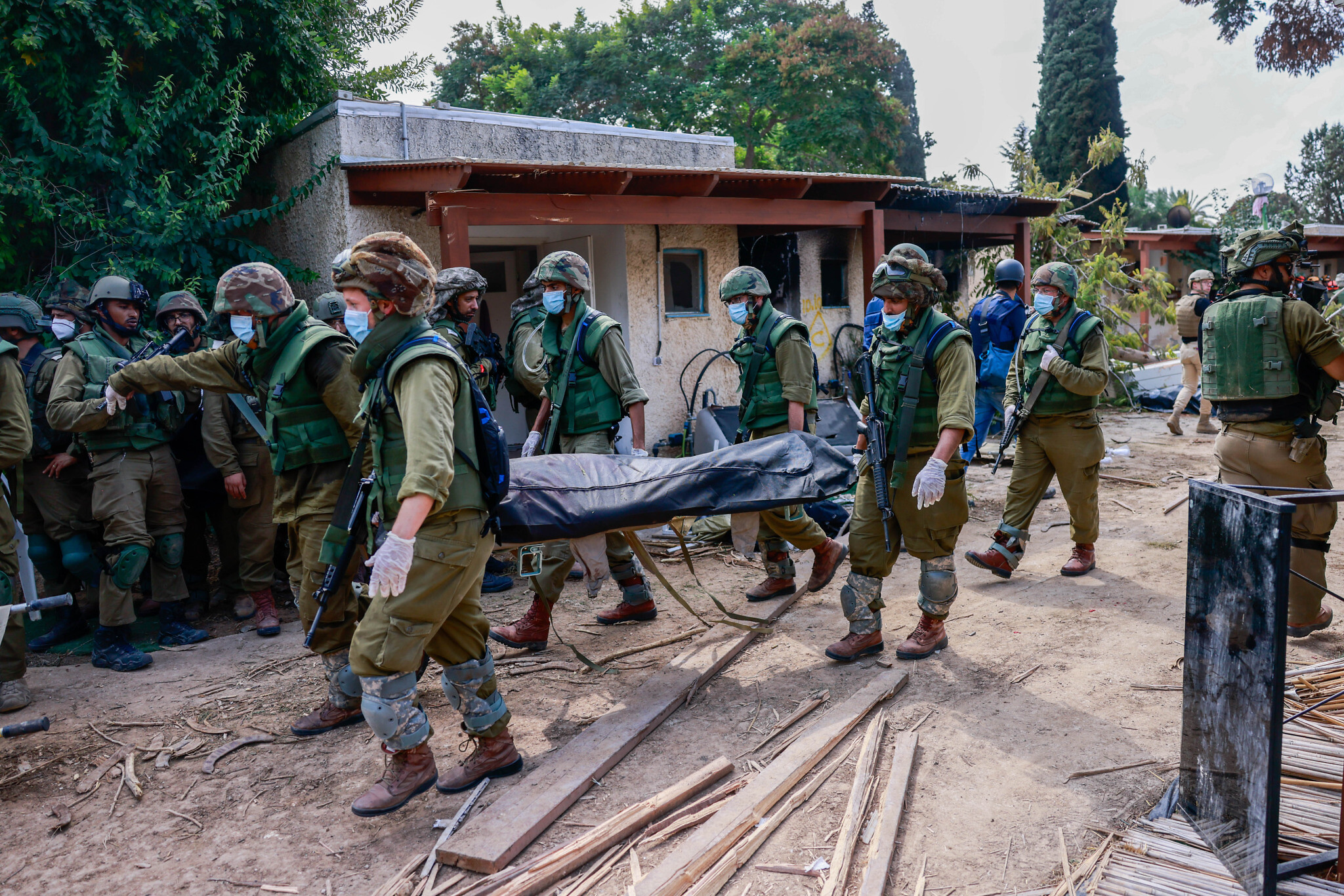 Kelompok Perlawanan Sandera 222 Tentara Zionis