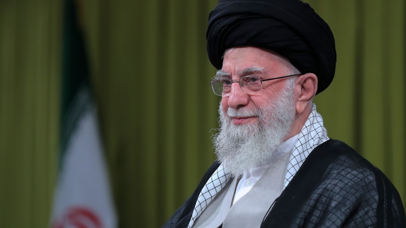 Imam Khamenei: Hari Raya Ghadir, Simbol Persatuan dan Kebanggaan Islam