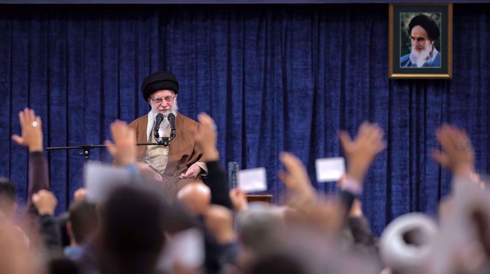 Imam Ali Khamenei: Intervensi AS dan Zionis di Suriah Akan Gagal