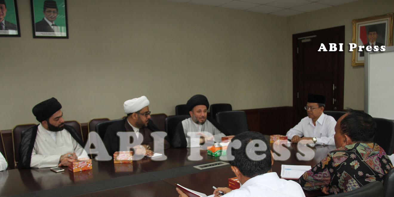 Prof. Dr. Machasin dan Mujtahid Syiah Irak, Sayyid Izzuddin al-Hakim