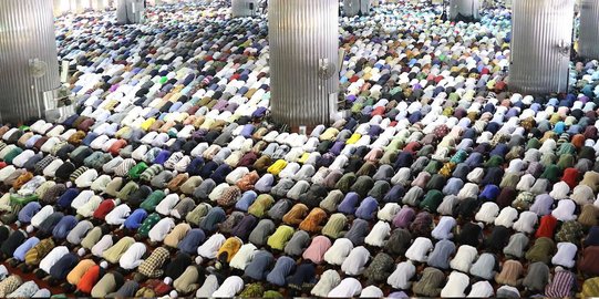 Shalat Jumat Pertama dalam Islam