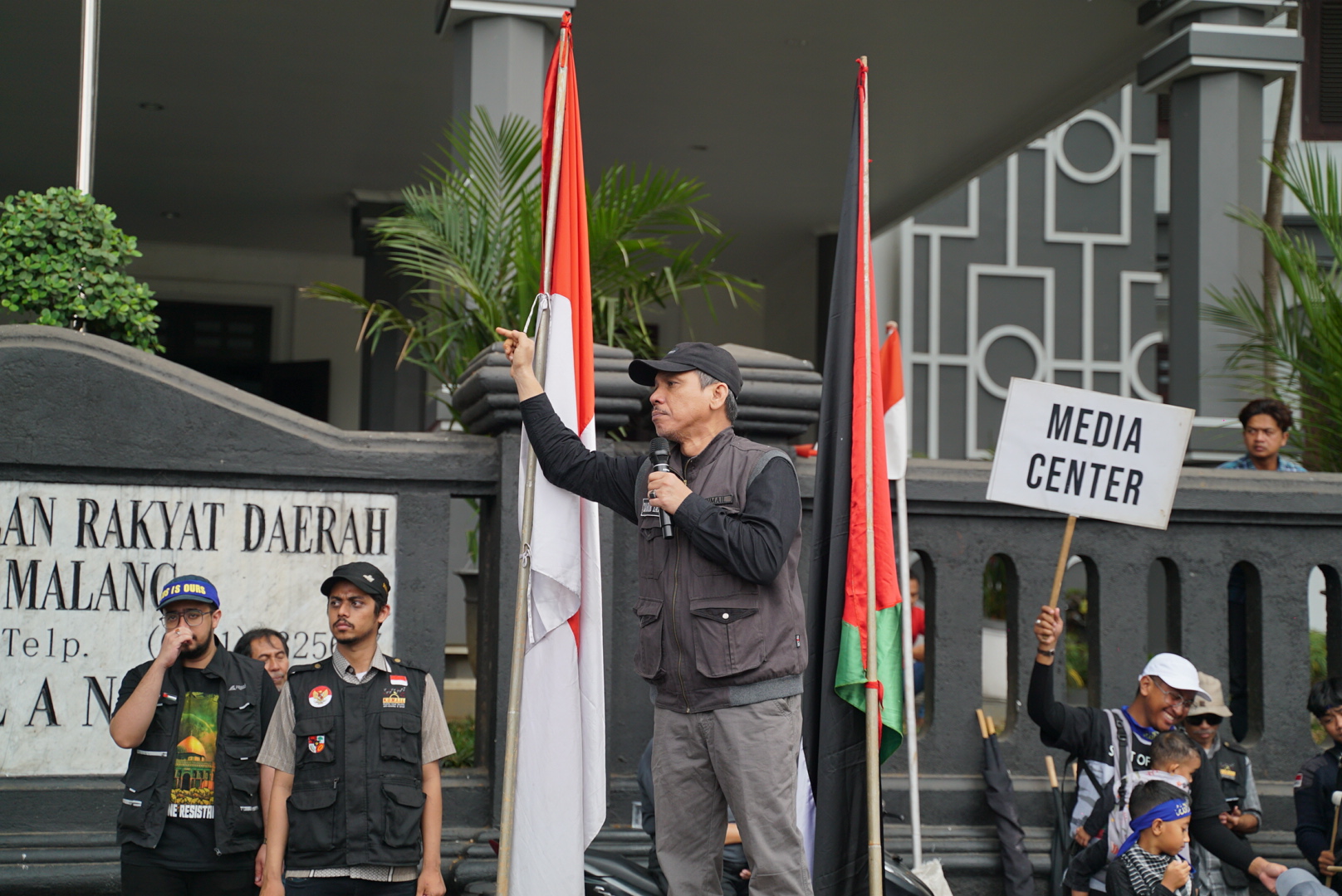 Habib Zahir: Mitos Kekuatan Rezim Zionis Runtuh