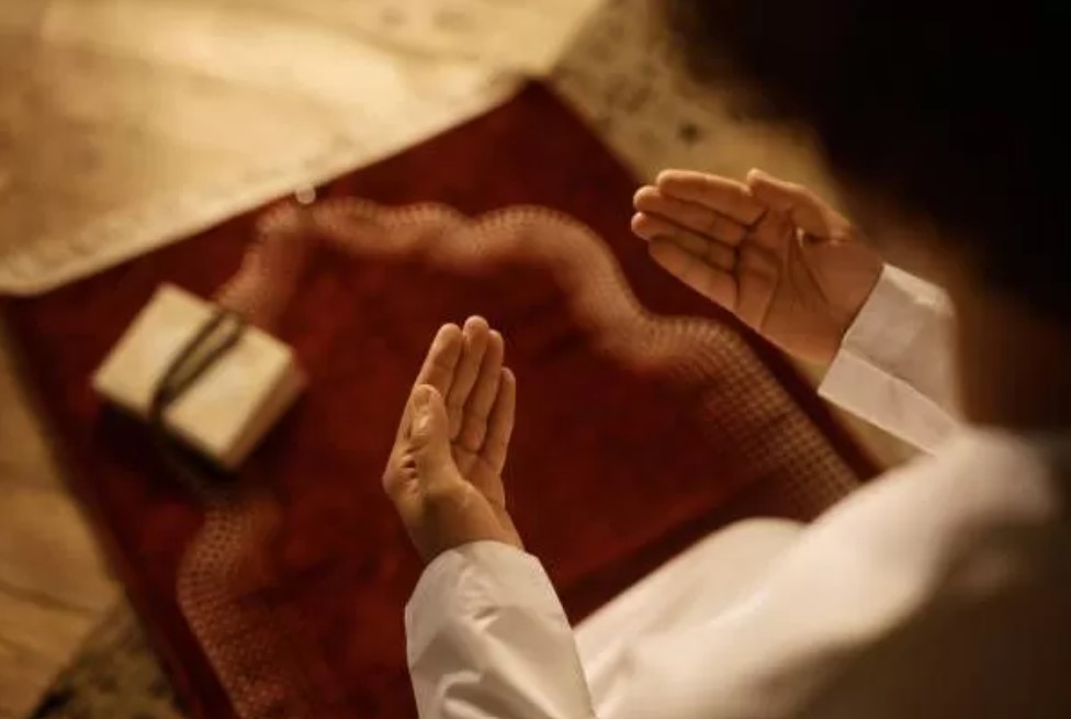 Karakter Keyakinan Religius