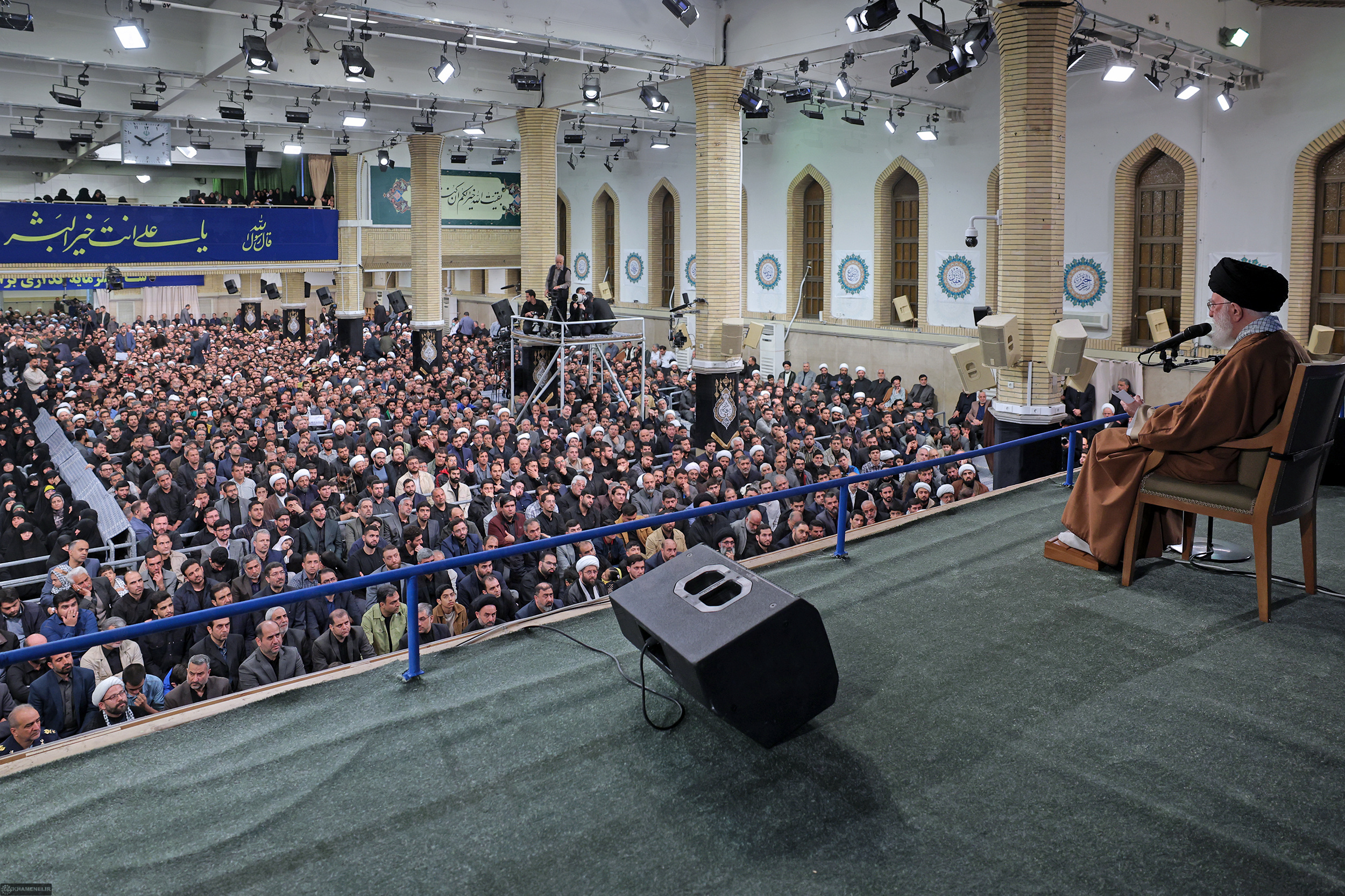 Imam Khamenei: Iran Tak Gentar Hadapi Ancaman AS