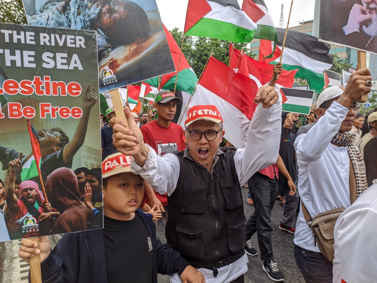 Ribuan Massa Gelar Aksi Solidaritas Yaumul Quds di Semarang