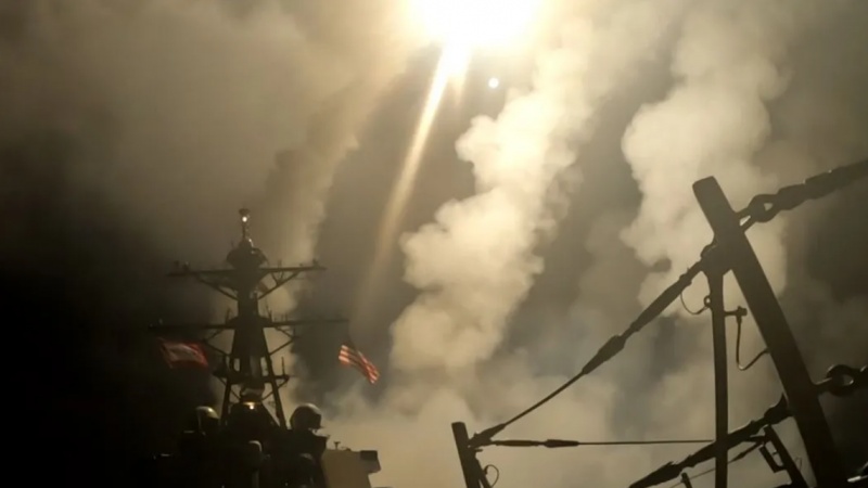 Yaman Serang Kapal Induk AS di Laut Merah, Ketegangan Meningkat