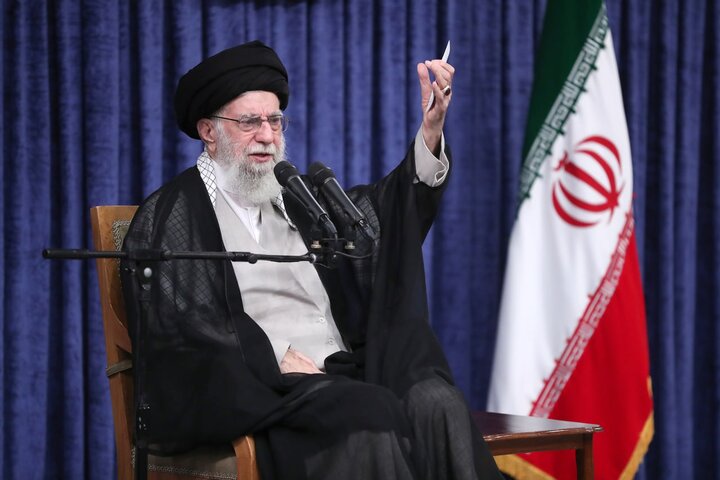 Imam Khamenei Desak Pengadilan Iran Gugat Zionis dan AS atas Agresi Terbaru