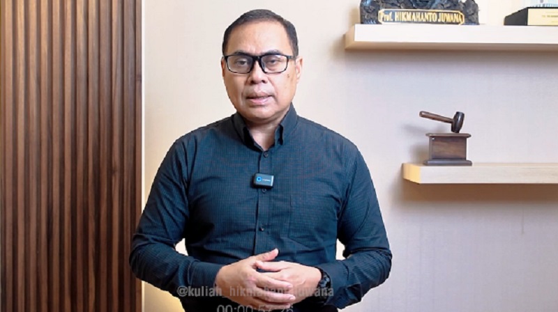 Prof. Hikmahanto Desak Pemerintah Tak Negosiasi soal Tarif 32% dari Trump: “Tak Perlu Mengemis!”