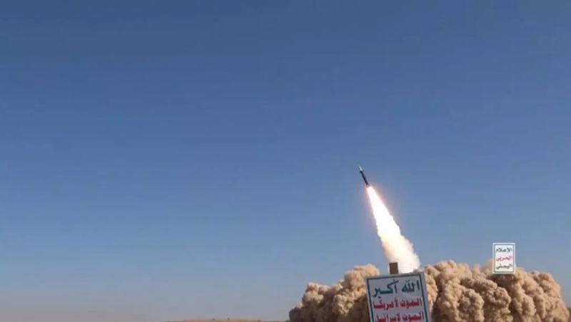 Rudal Zoulfiqar Mengguncang Ben Gurion: Yaman Hantam Jantung Zionis