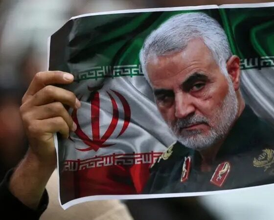 Mengapa Haji Qassim Soleimani Menolak Sorotan Kamera?