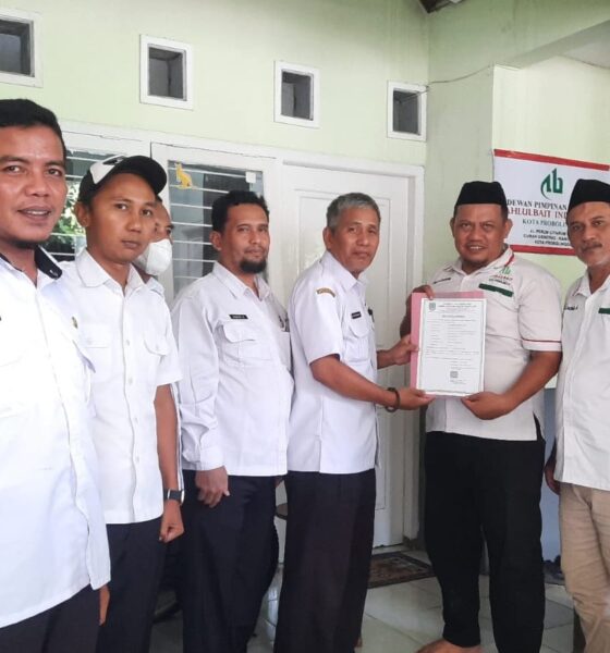 Bakesbangpol Probolinggo Serahkan SKK dan Apresiasi Keaktifan DPD ABI Probolinggo