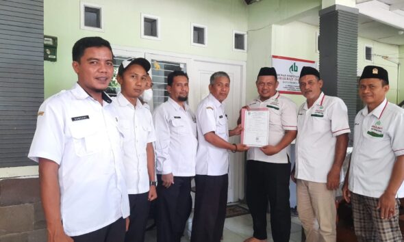 Bakesbangpol Probolinggo Serahkan SKK dan Apresiasi Keaktifan DPD ABI Probolinggo