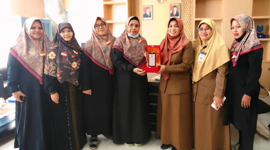 Peringati Milad Sayyidah Fathimah az-Zahra, Muslimah ABI Balikpapan Kunjungi DP3AKB