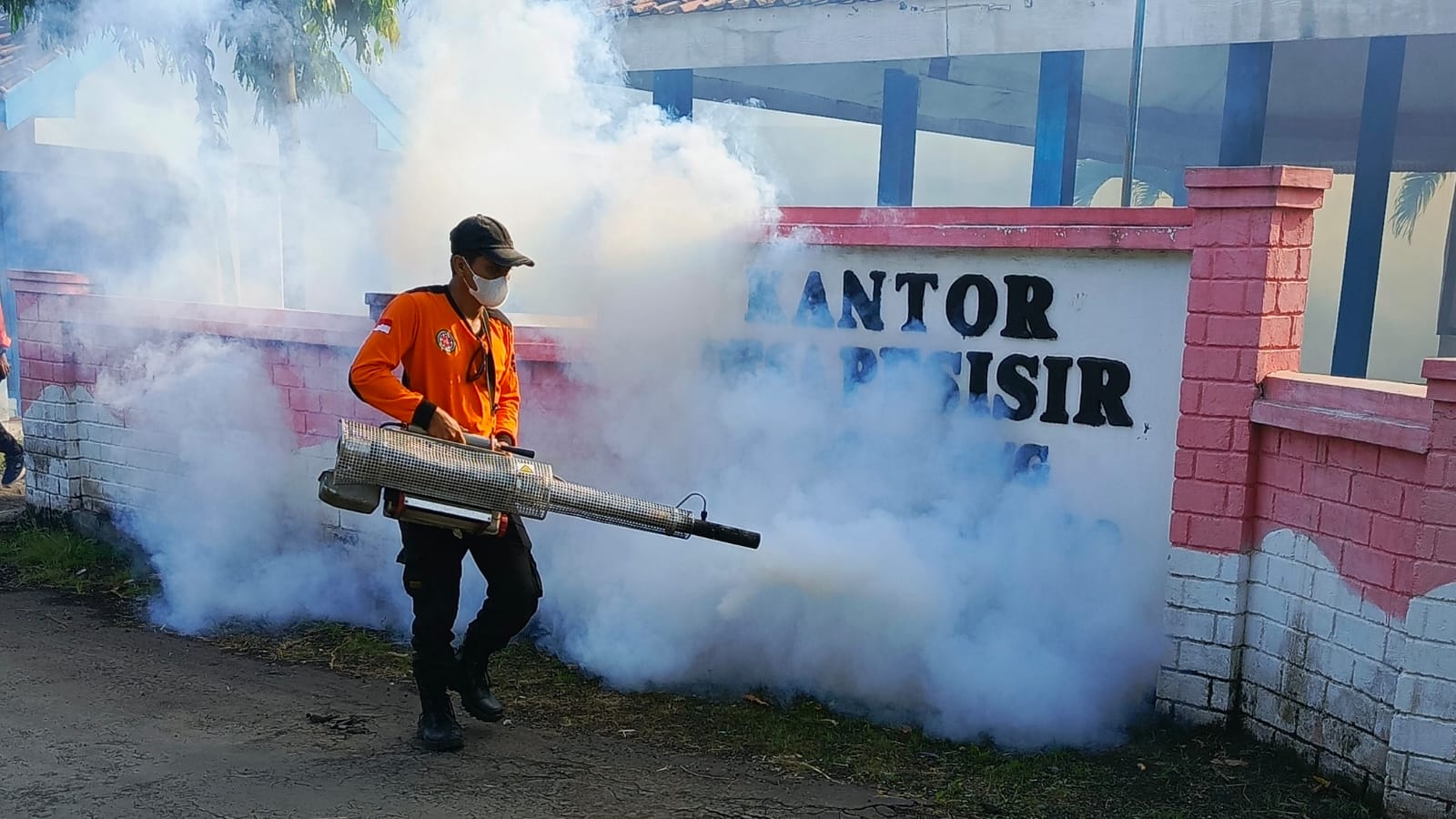 ABI Probolinggo–Lumajang Bersama Pemerintah Daerah Pesisir Gending Gelar Fogging Massal Cegah DBD