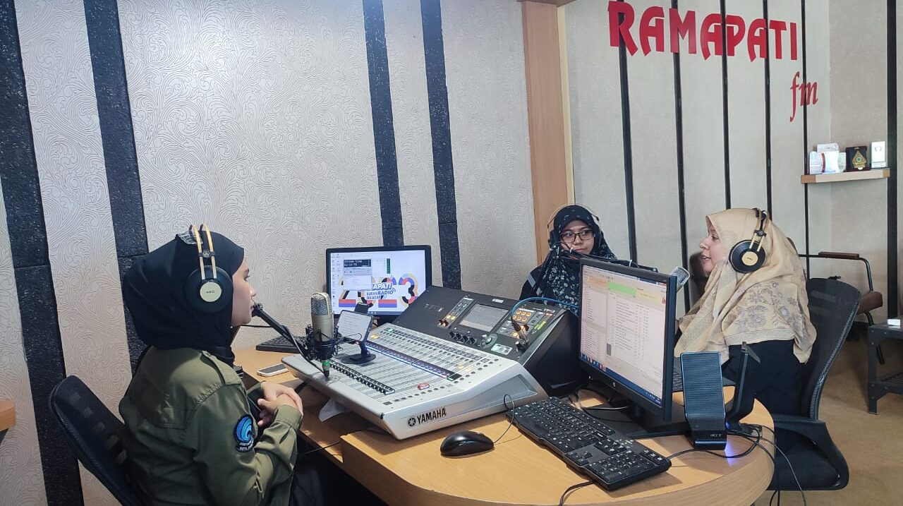 Muslimah ABI Pasuruan Angkat Keteladanan Sayyidah Fatimah dalam Talk Show Hari Ibu