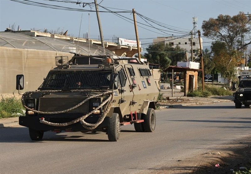 Serangan Besar-besaran Zionis di Tepi Barat dan Penangkapan Puluhan Pemuda Palestina