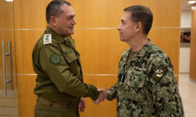 Komandan CENTCOM Kunjungi Israel di Tengah Penguatan Militer AS di Timur Tengah