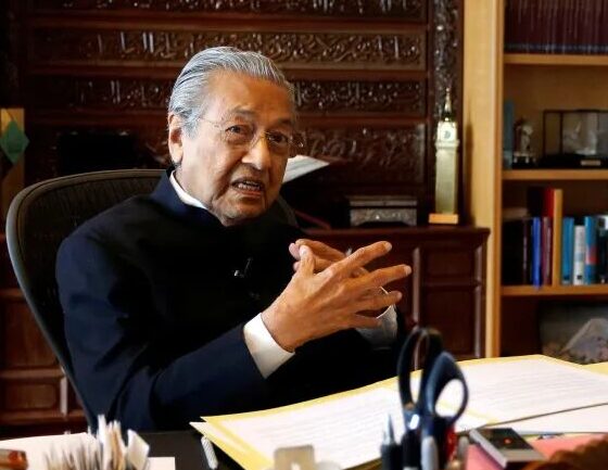 Mahathir Mohamad: Israel Terus Membunuh, Bahkan Saat Gencatan Senjata