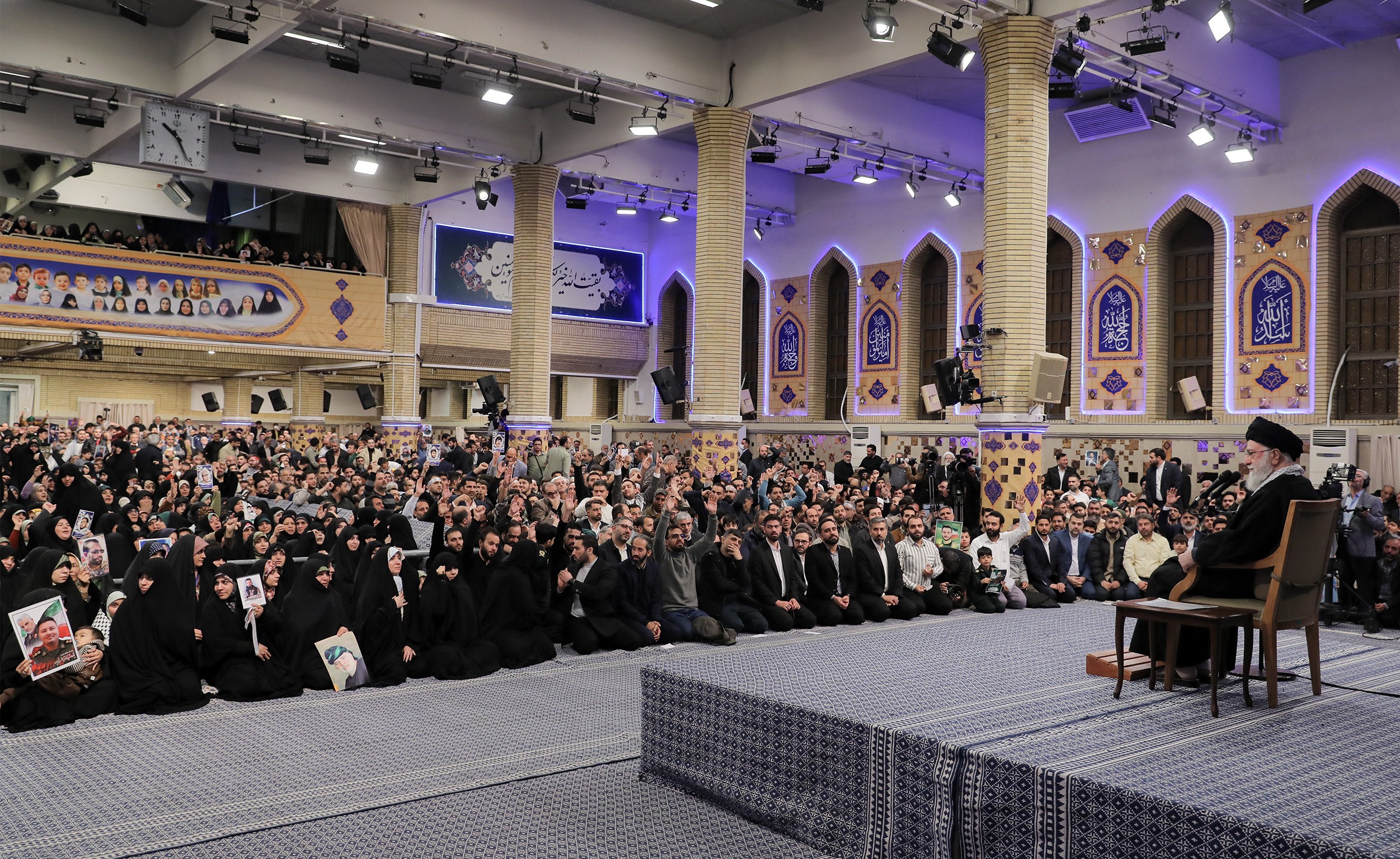 Ayatullah Ali Khamenei Tanggapi Protes di Iran: Kami akan Bicara dengan Pemprotes, Pengacau Harus Ditertibkan