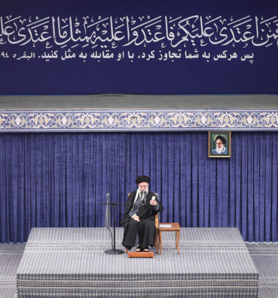 Pemimpin Tertinggi Iran: Senjata Penenggelam Kapal Induk AS Lebih Berbahaya