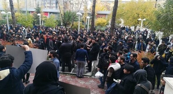 Ketegangan di Kampus Iran, Media Nasional Soroti Peran Kementerian Sains