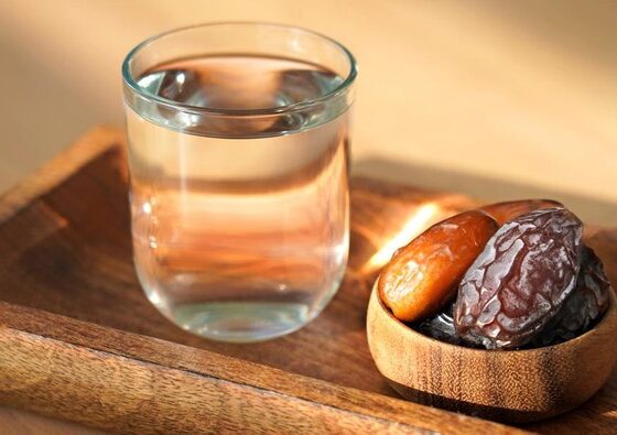 Ahli Gizi Anjurkan Pemisahan Waktu Iftar dan Makan Malam Selama Ramadan