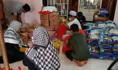Jelang Ramadan, Muslimah dan DPD ABI Surabaya Salurkan 100 Paket Sembako untuk Warga