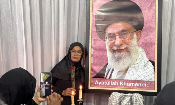 Ratusan Warga dan Tokoh Ikuti Doa dan Teken Petisi Solidaritas untuk Iran di Kediaman Dubes Iran Jakarta