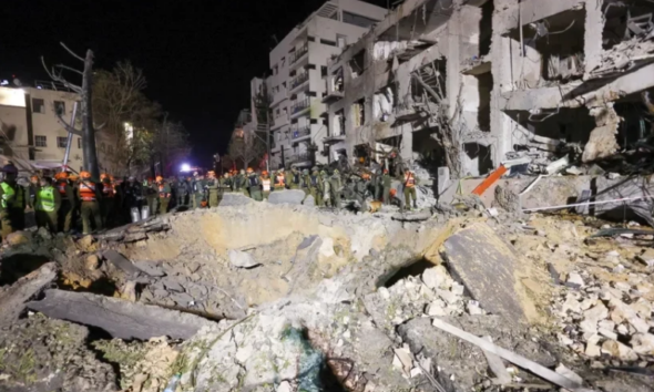 Dengan Satu Rudal Iran, 40 Bangunan di Tel Aviv Hancur