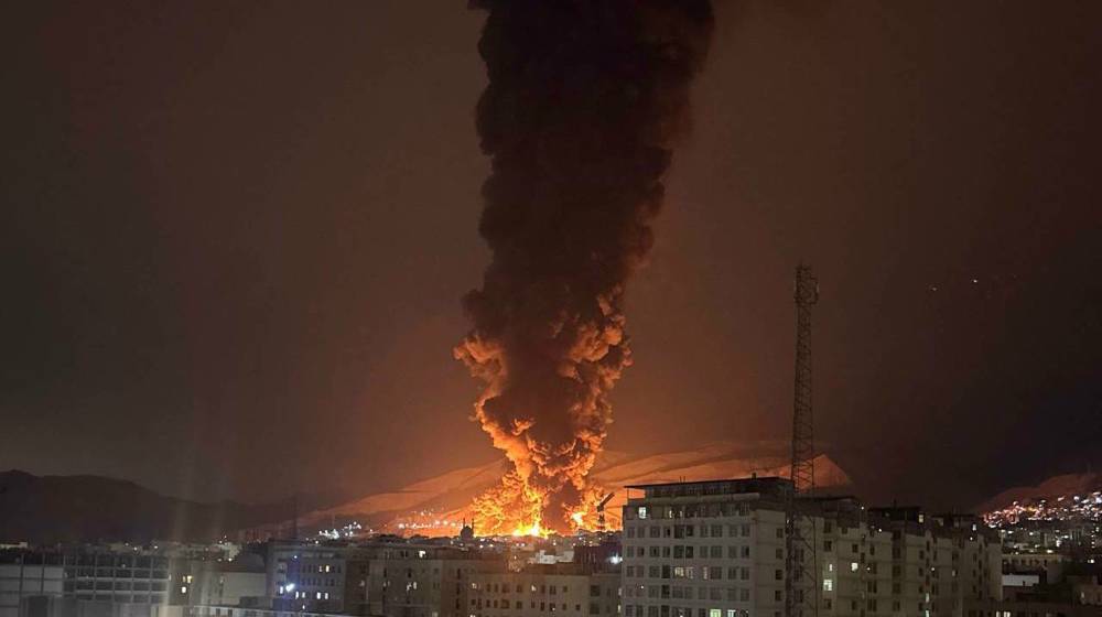 Iran: Serangan AS–Israel ke Fasilitas Energi Sama dengan “Perang Kimia” terhadap Warga Sipil