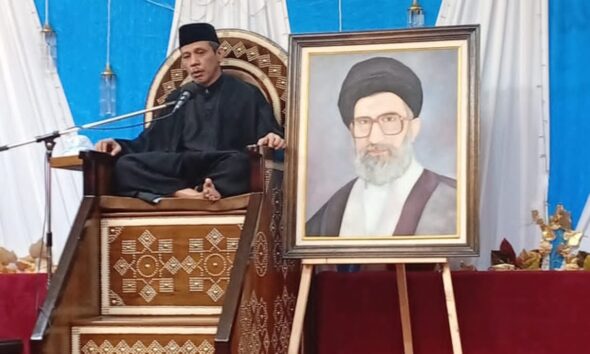 Ustadz Zahir Yahya: Perlawanan Warisan Terbesar Imam Ali Khamenei