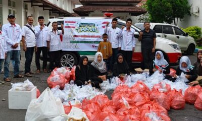 Semarak Ramadan, DPD ABI dan Muslimah ABI Lumajang Bagikan 1.000 Takjil