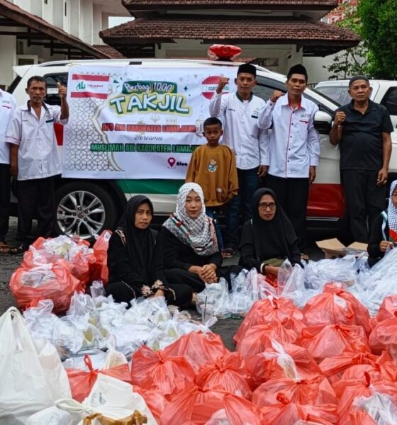 Semarak Ramadan, DPD ABI dan Muslimah ABI Lumajang Bagikan 1.000 Takjil