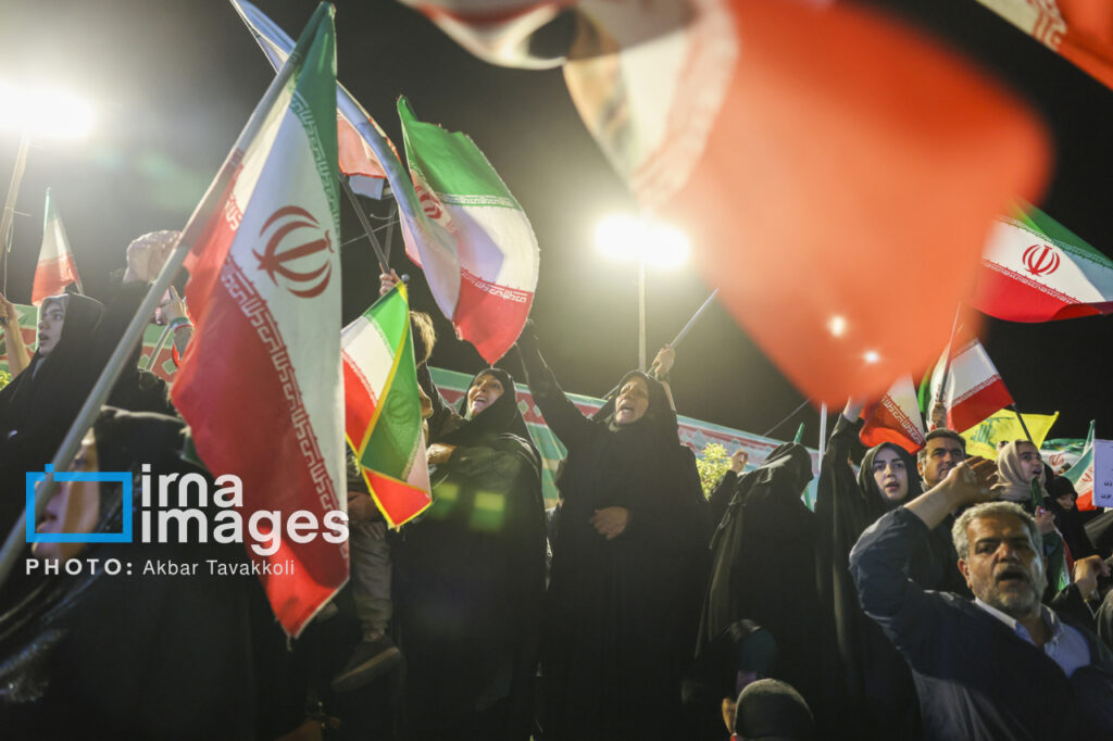 Kehadiran warga di jalan disebut memperkuat kohesi nasional dan membentuk tatanan sosial baru di Iran.