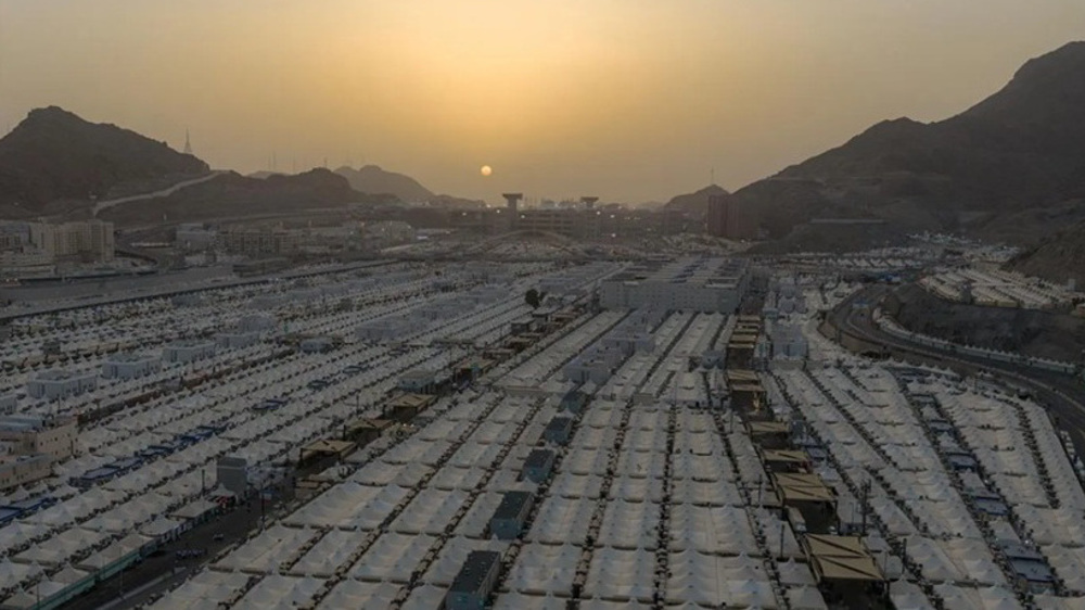 Jutaan jemaah haji memadati kawasan Mina, Arab Saudi, menjelang pelaksanaan wukuf di Arafah yang menjadi puncak ibadah haji 1447 Hijriah.