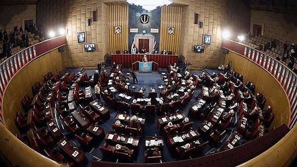 Pernyataan terbaru anggota Majelis Khubregan Iran menegaskan dukungan terhadap kepemimpinan negara dan menyerukan persatuan nasional di tengah dinamika kawasan.