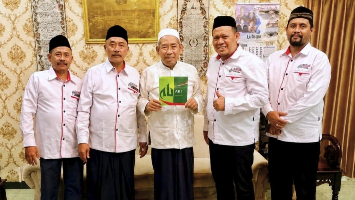 Ketua MUI Kota Probolinggo menerima silaturahmi DPD ABI dan menekankan pentingnya tabayun, dialog, dan ukhuwah umat. (Foto: ABI)