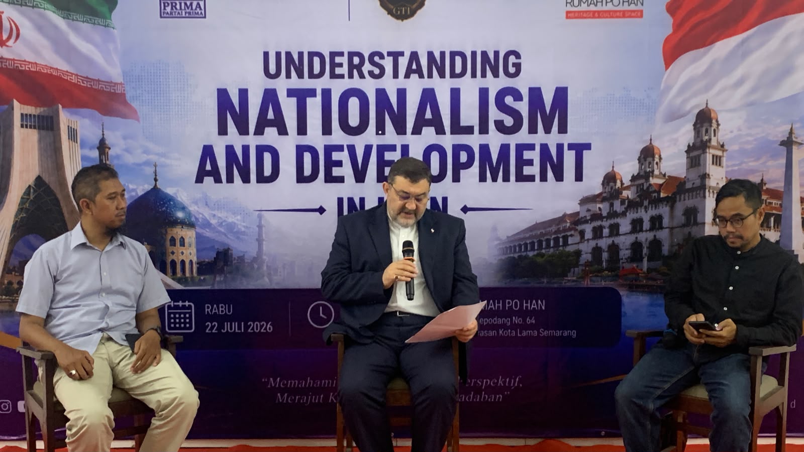 Dubes Iran untuk Indonesia, H.E. Mohammad Boroujerdi, memaparkan peluang kerja sama investasi, riset, dan kemitraan strategis Iran–Jawa Tengah dalam diskusi publik di Semarang.