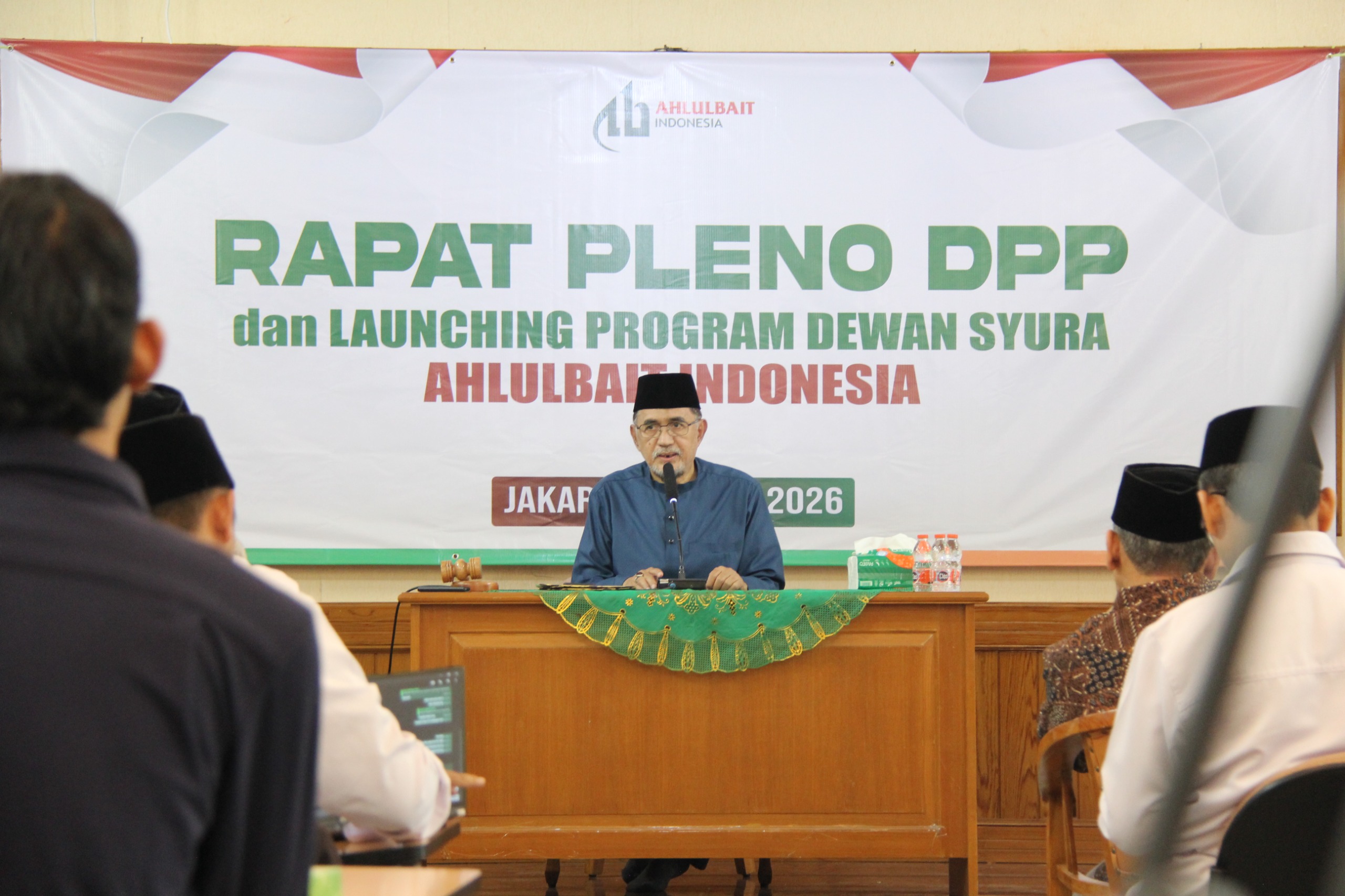 Ketua Dewan Syura Ahlulbait Indonesia, Ustadz Husein Shahab, menyampaikan sambutan dalam Rapat Pleno Semester I DPP ABI di Jakarta, Selasa (30/6/2026).