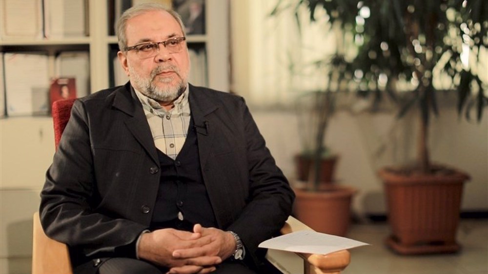 Mohammad Baqer Zolqadr merespons ancaman Donald Trump terhadap fasilitas strategis Iran.