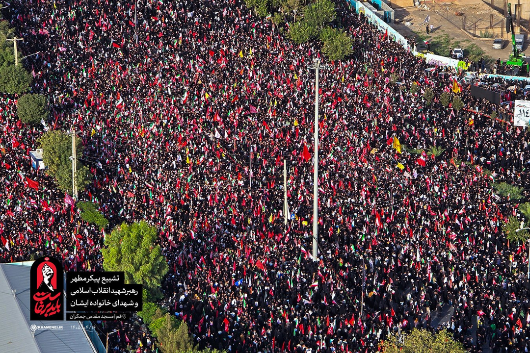 Lautan bendera hitam dan merah menyelimuti Iran dalam prosesi penghormatan terakhir kepada Ayatullah Sayyid Ali Khamenei, menghadirkan simbol duka, kesetiaan, dan perlawanan.