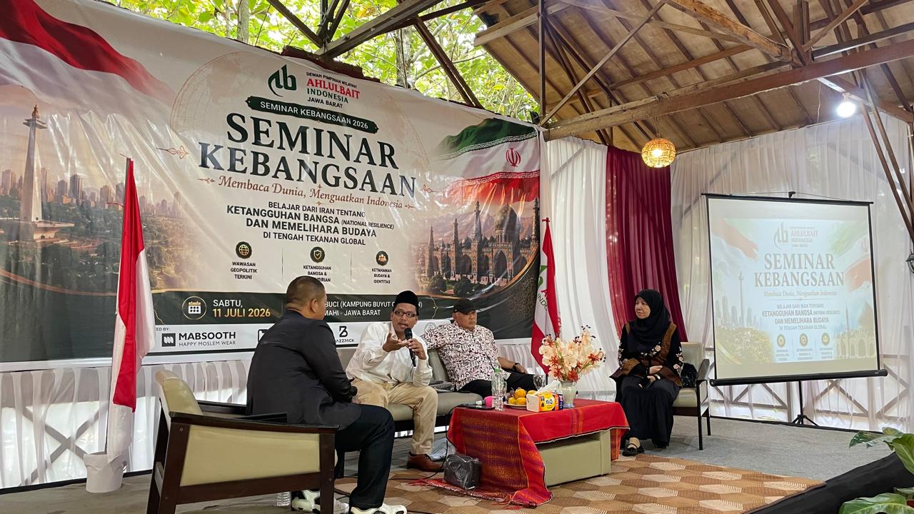 Dian Wirengjurit menyoroti posisi strategis Iran, kebijakan internasional, serta pentingnya kepemimpinan dalam membangun bangsa yang tangguh.