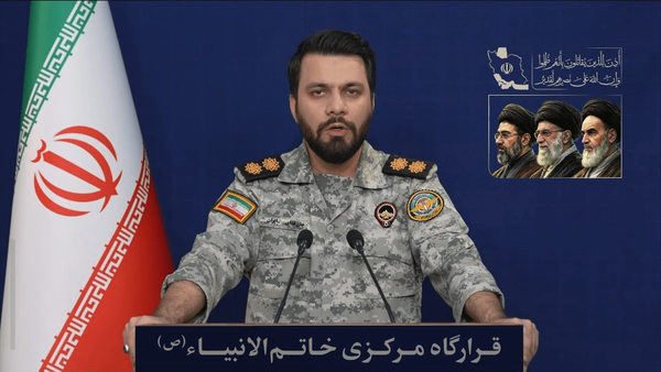 Juru Bicara Markas Pusat Khatam al-Anbiya Iran menyampaikan ultimatum terkait penggunaan aset Iran yang dibekukan dan akses pelayaran di Selat Hormuz.