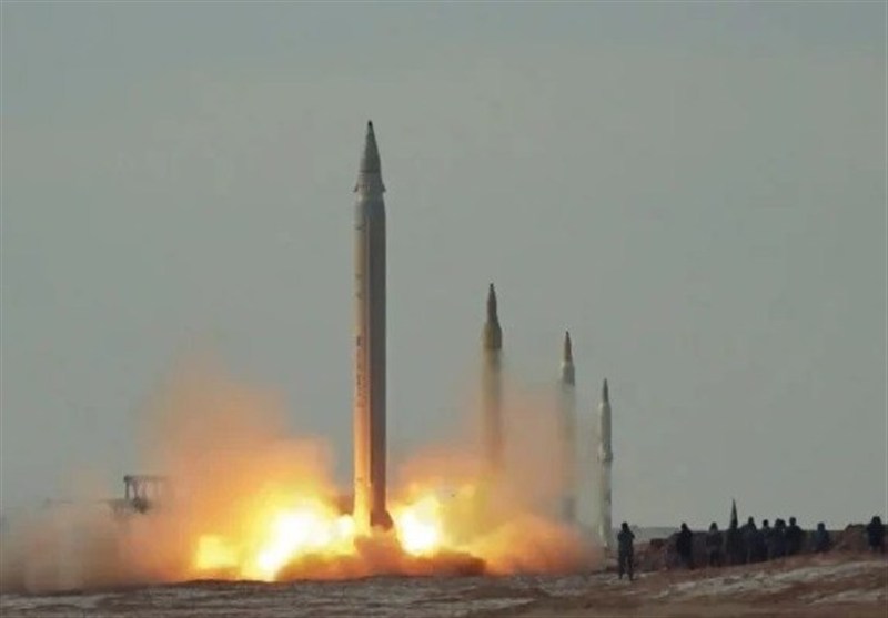 Rudal Iran dalam operasi yang menyasar pangkalan Al Udeiri di Kuwait dan fasilitas Armada Kelima Angkatan Laut AS di Bahrain. (Foto: Sepah News)