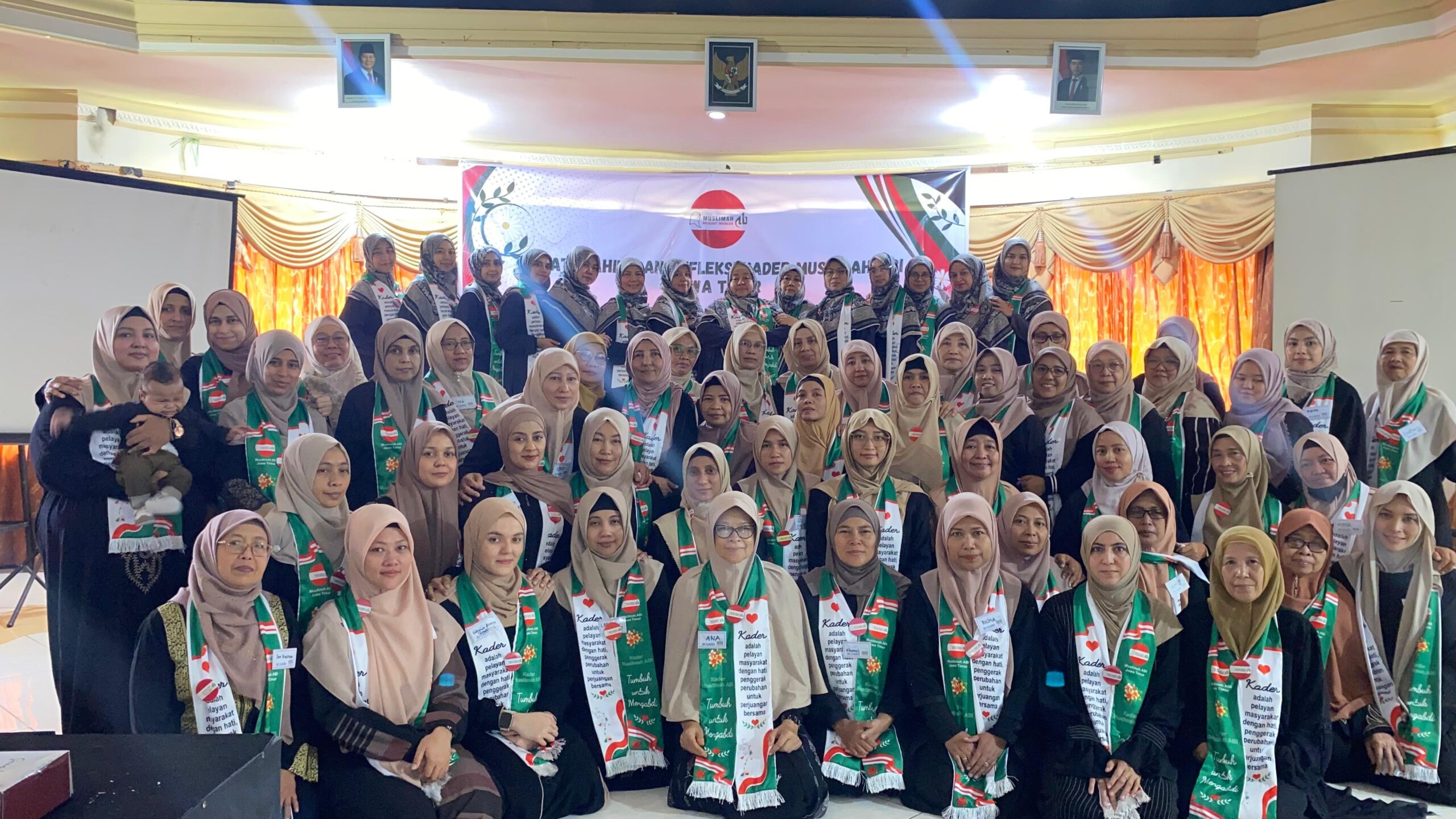 Peserta Silaturahim dan Refleksi Kader Muslimah ABI Jawa Timur mengikuti rangkaian pembinaan di Trawas, Mojokerto, 3–5 Juli 2026.